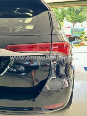 Xe Toyota Fortuner 2.4G 4x2 MT 2017