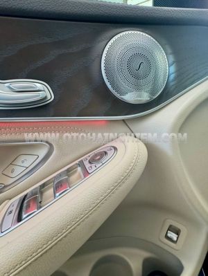 Xe Mercedes Benz GLC 200 4Matic 2020