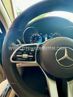 Xe Mercedes Benz GLC 200 4Matic 2020