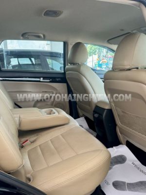 Xe Kia Sorento 2.4 GAT Deluxe 2019